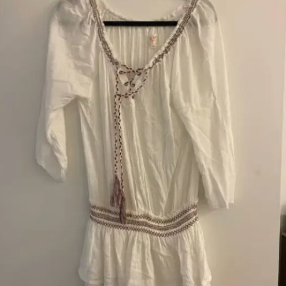 Surf Gypsy White Dress or Coverup Size Medium M‎ - Picture 1 of 4